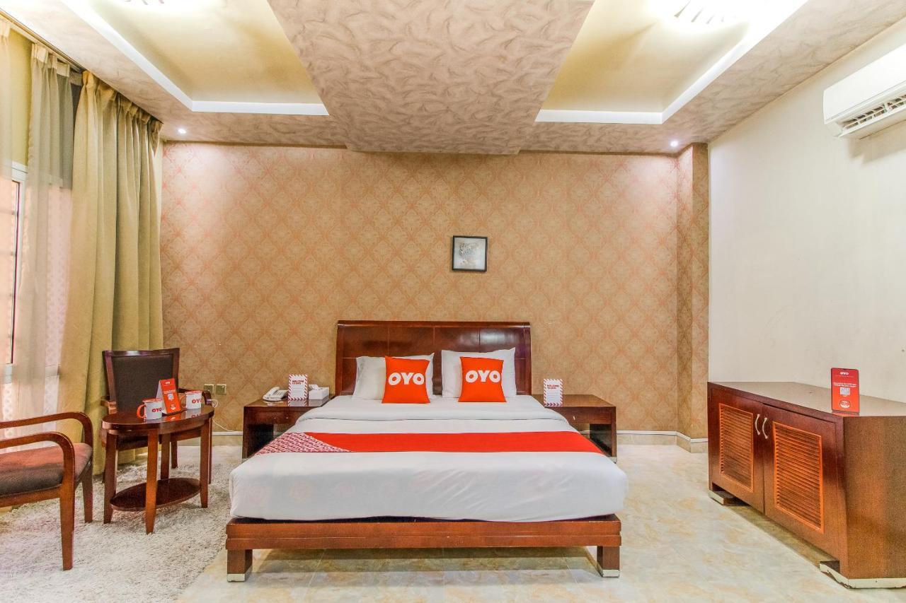 Oyo 109 Al Thabit Modern Hotel Apartment Ḩayl Āl ‘Umayr Kültér fotó