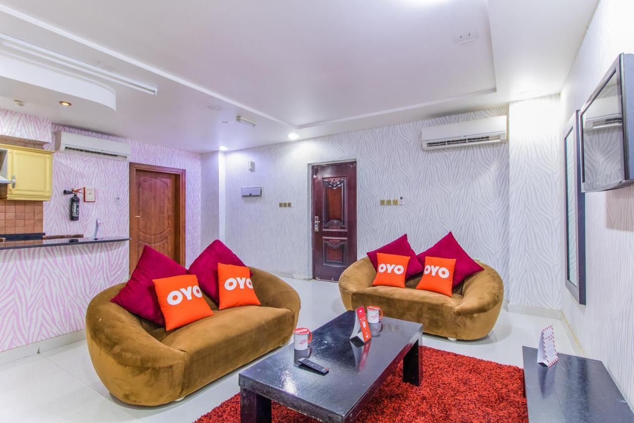 Oyo 109 Al Thabit Modern Hotel Apartment Ḩayl Āl ‘Umayr Kültér fotó
