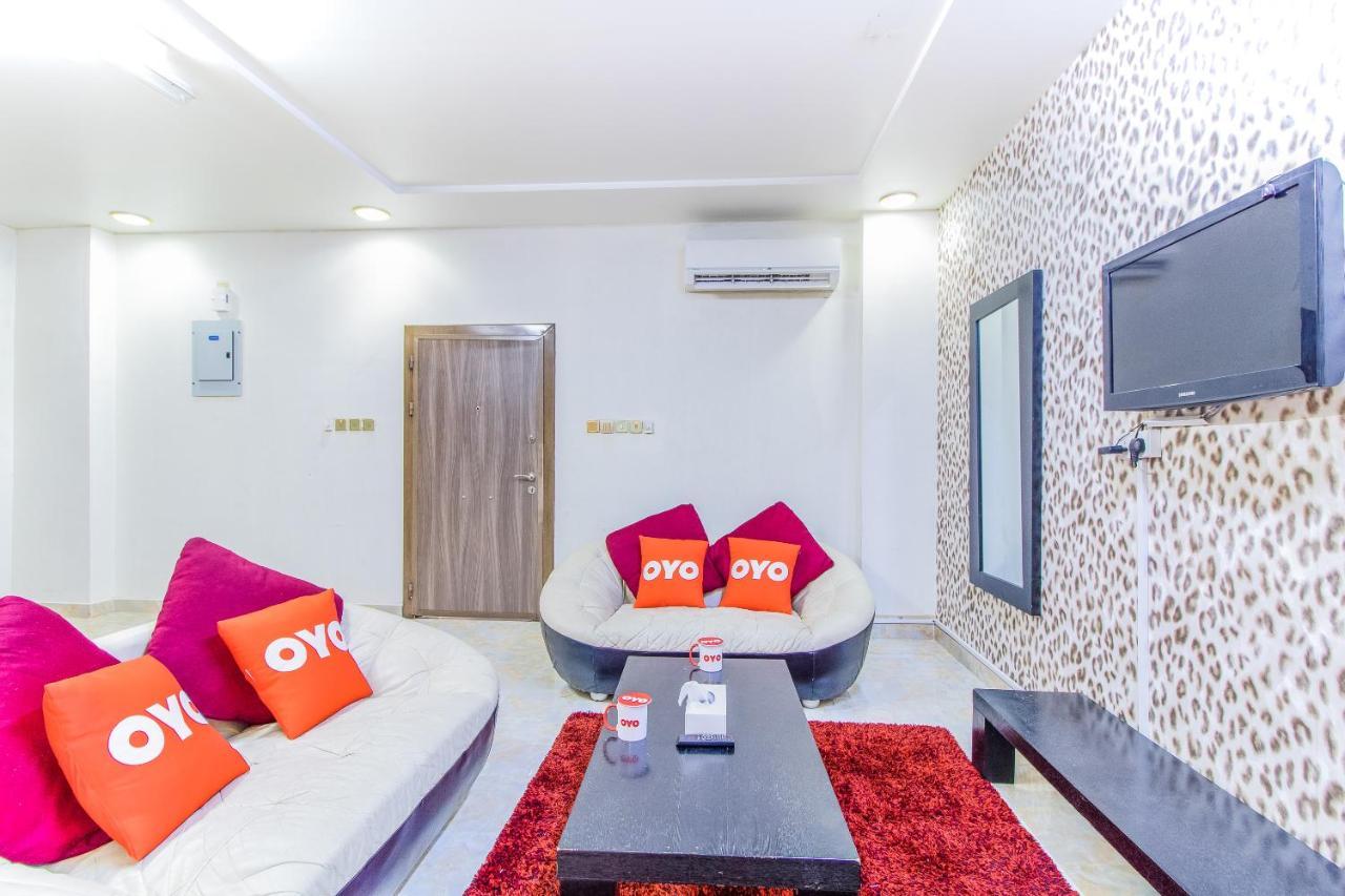 Oyo 109 Al Thabit Modern Hotel Apartment Ḩayl Āl ‘Umayr Kültér fotó