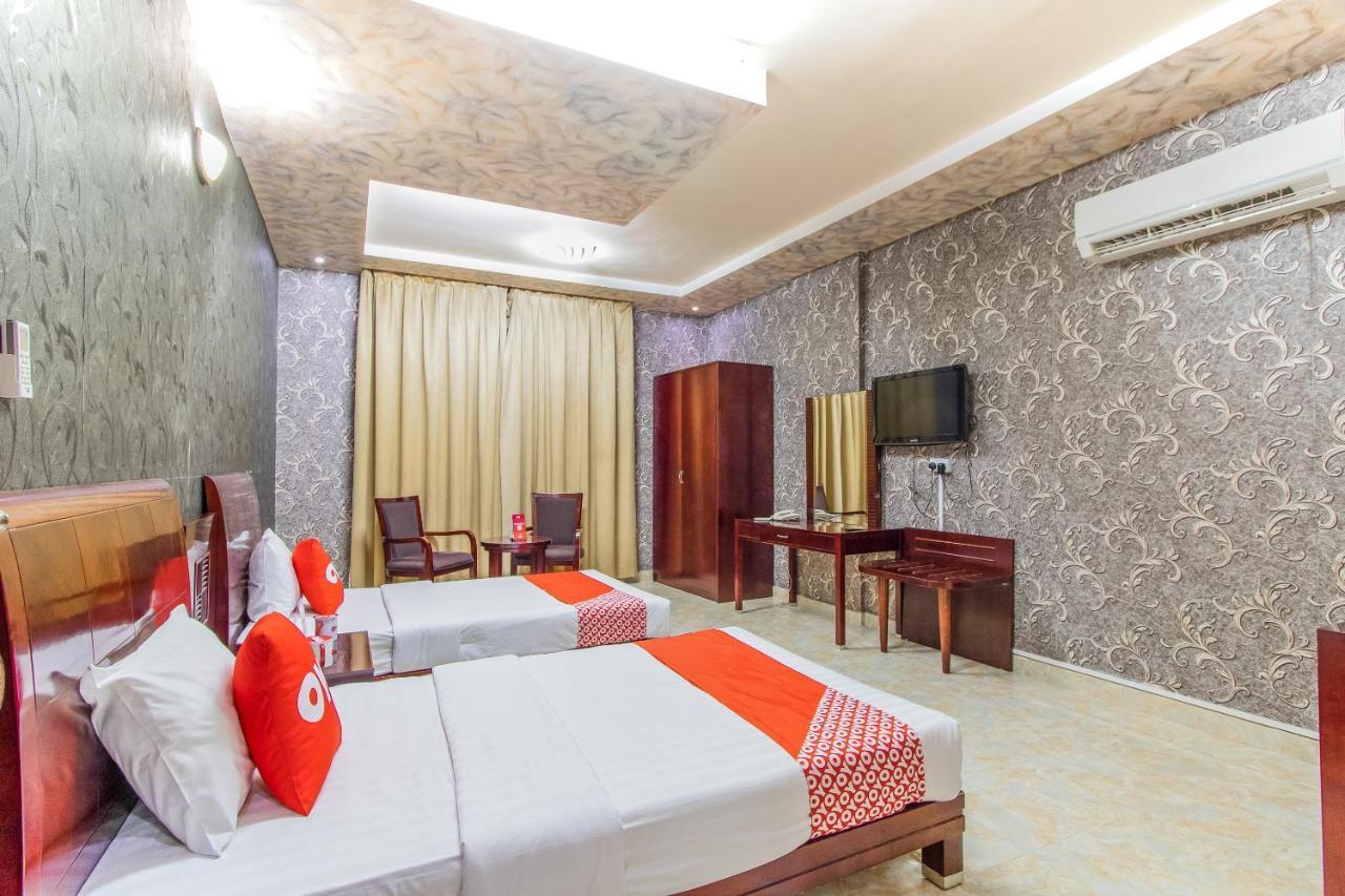 Oyo 109 Al Thabit Modern Hotel Apartment Ḩayl Āl ‘Umayr Kültér fotó