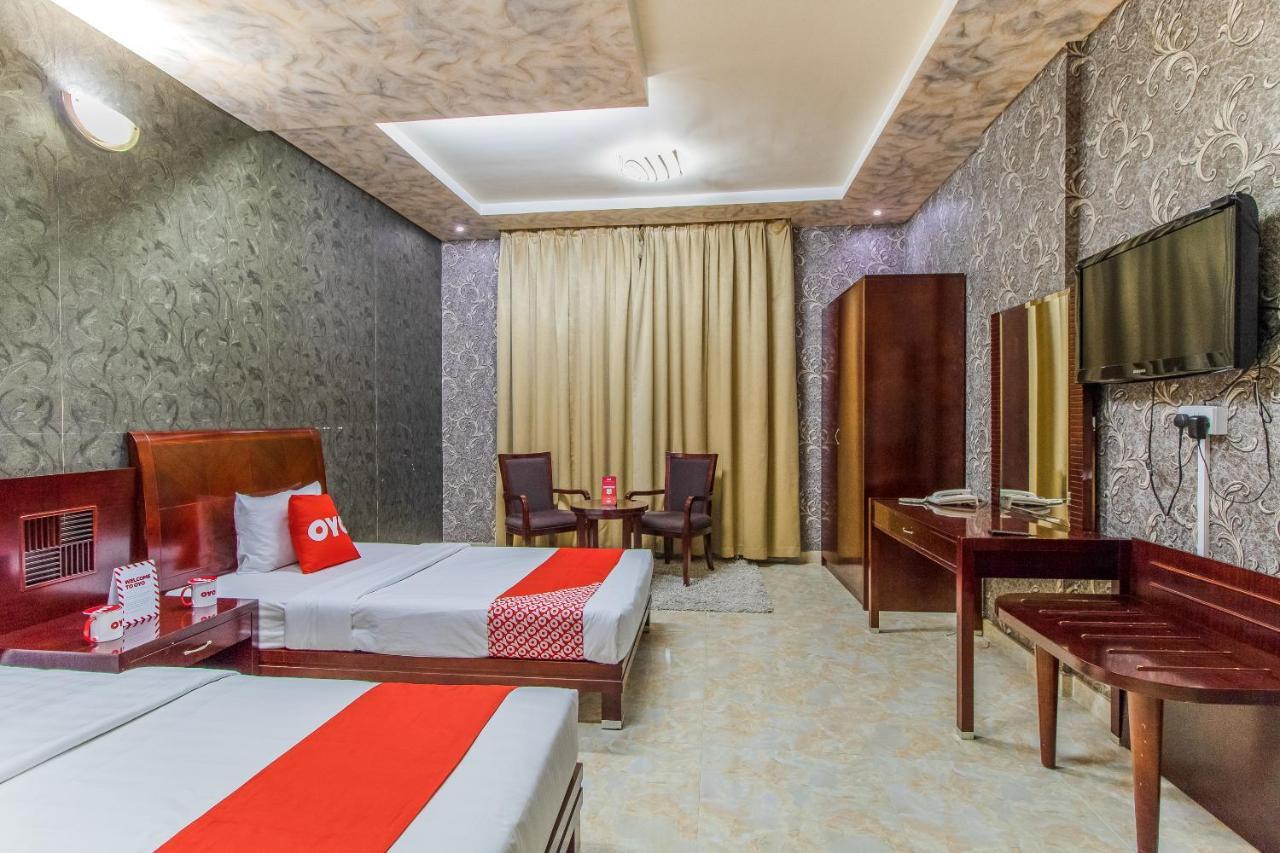 Oyo 109 Al Thabit Modern Hotel Apartment Ḩayl Āl ‘Umayr Kültér fotó