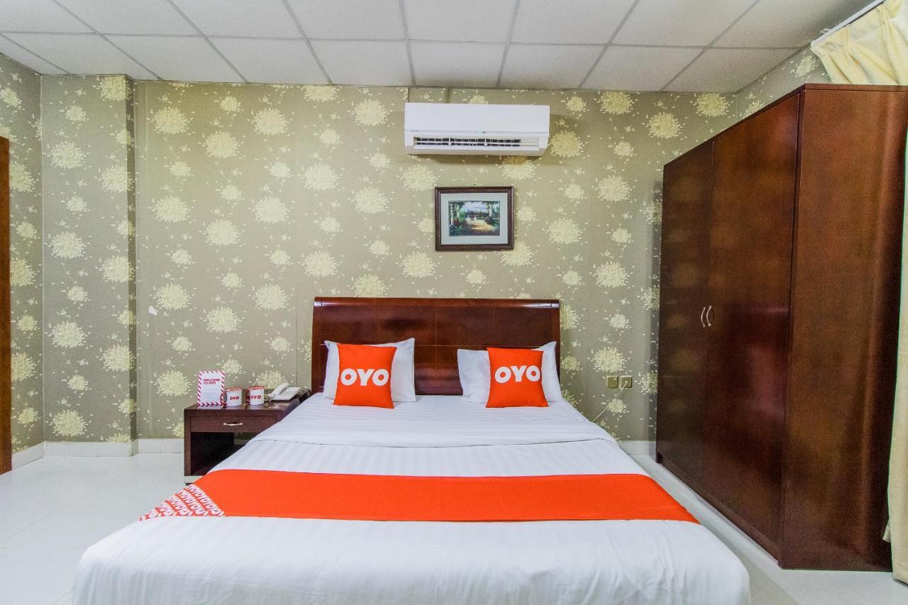 Oyo 109 Al Thabit Modern Hotel Apartment Ḩayl Āl ‘Umayr Kültér fotó