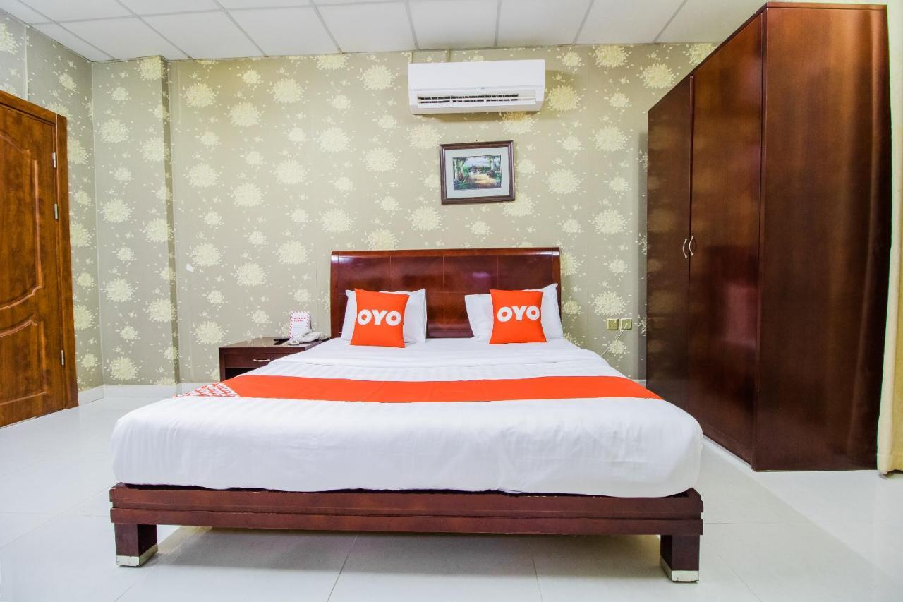 Oyo 109 Al Thabit Modern Hotel Apartment Ḩayl Āl ‘Umayr Kültér fotó