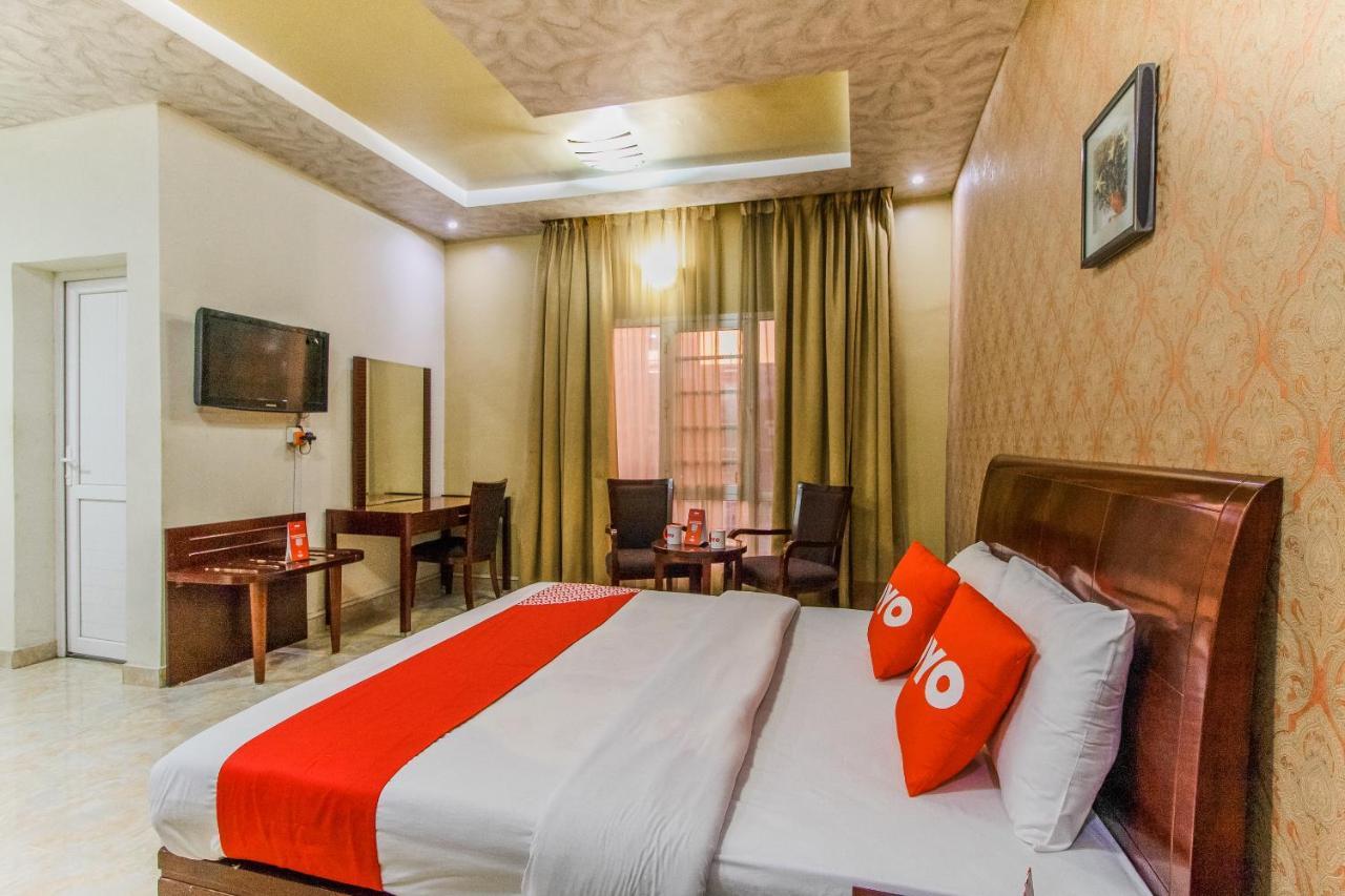 Oyo 109 Al Thabit Modern Hotel Apartment Ḩayl Āl ‘Umayr Kültér fotó