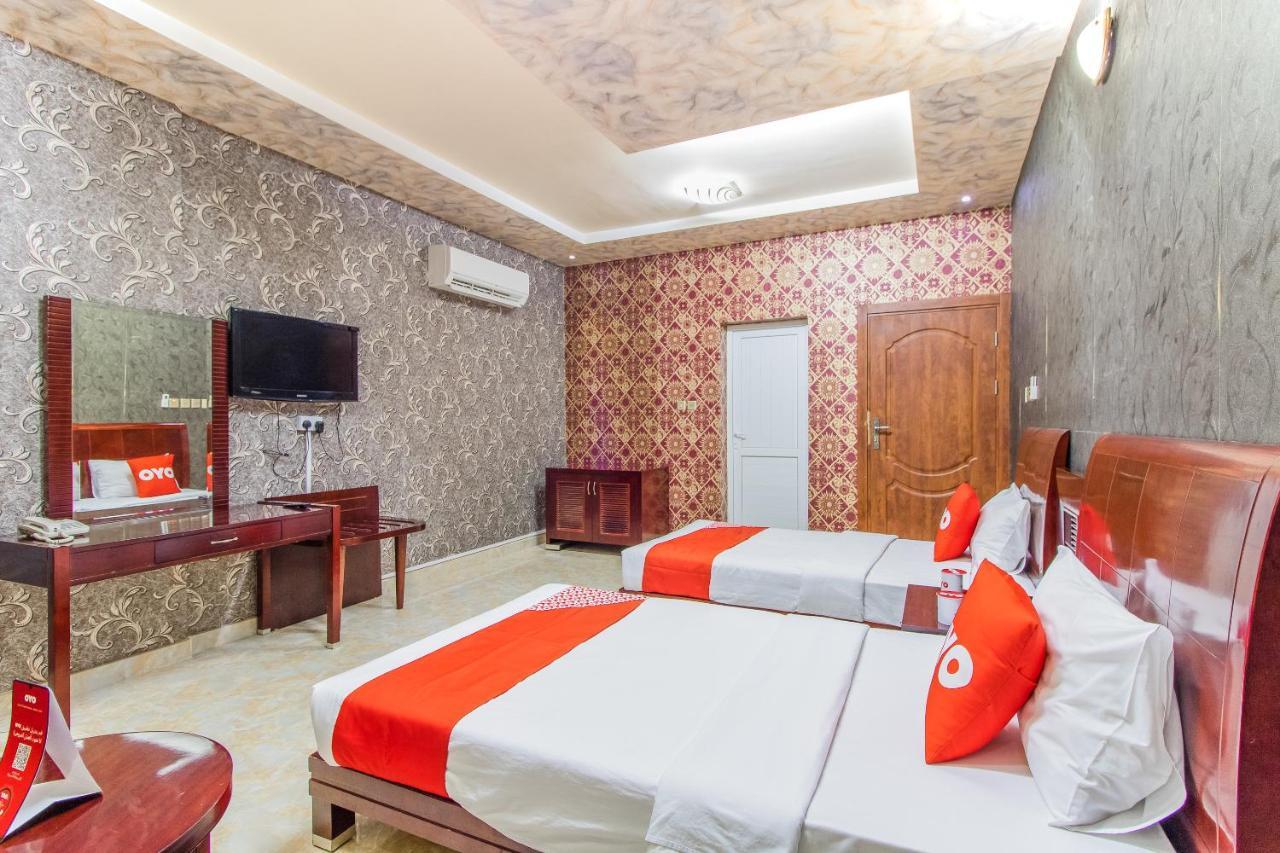 Oyo 109 Al Thabit Modern Hotel Apartment Ḩayl Āl ‘Umayr Kültér fotó